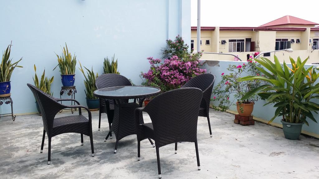 Blueberry Inn Miri Exterior photo